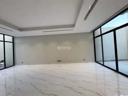 5 bedroom villa in Al Maizilah 10