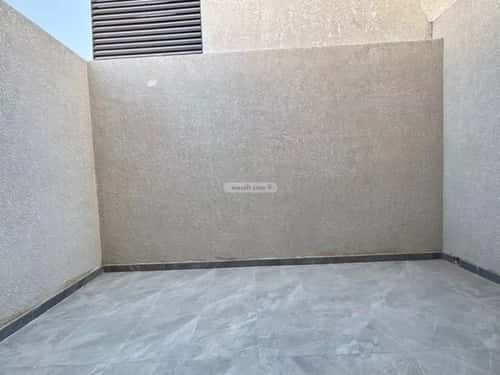 5 bedroom villa in Al Maizilah 15