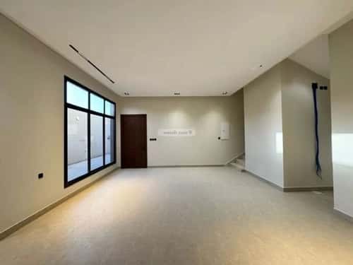 5 bedroom villa in Qurtubah 11