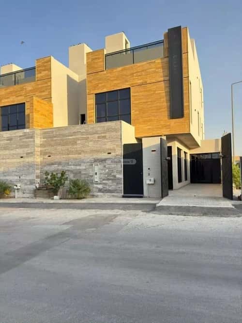 5 bedroom villa in Qurtubah 7
