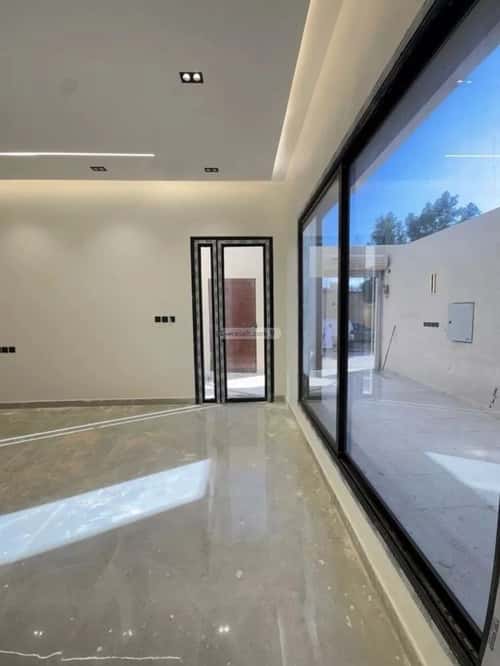 6 bedroom villa in Al Qadisiyah 2