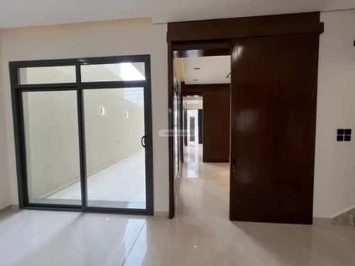 5 bedroom villa in Al Rimal 9
