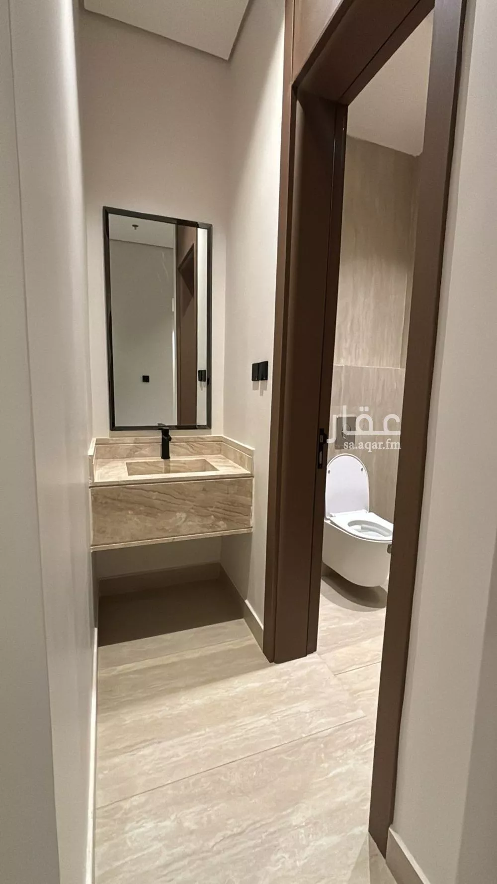 عمارة 1040 م² في اليرموك 7