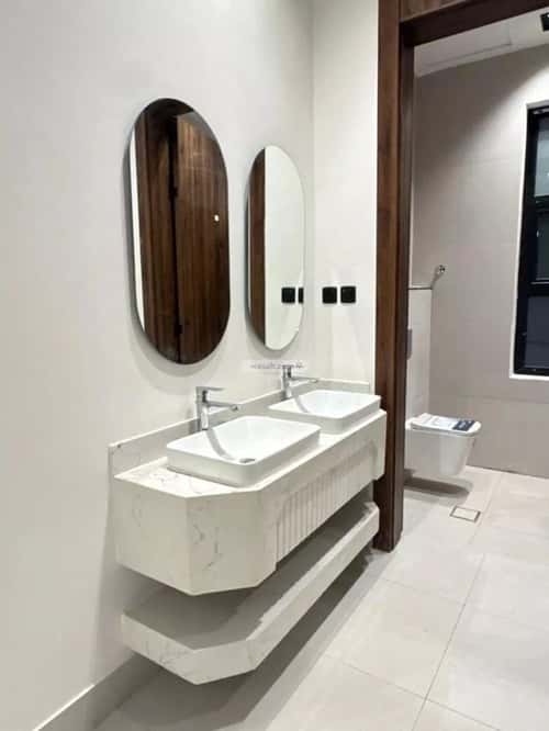 5 bedroom floor in Al Khaleej 6