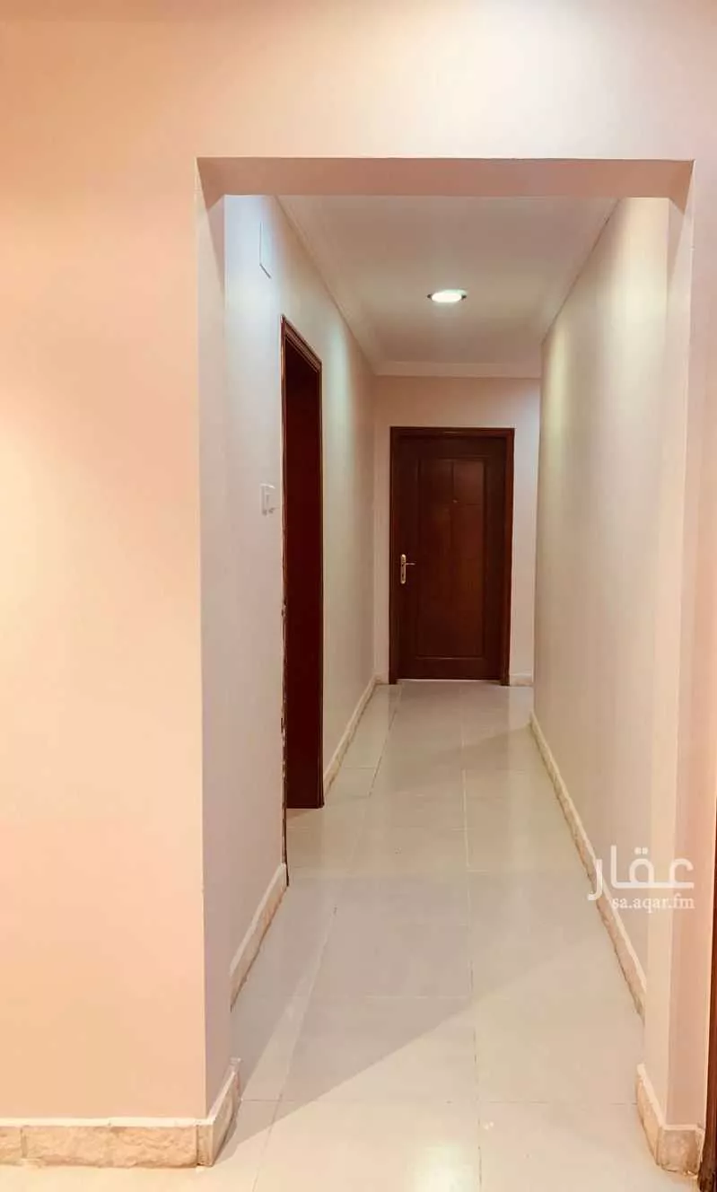 7 bedroom apartment in Al Awali 5