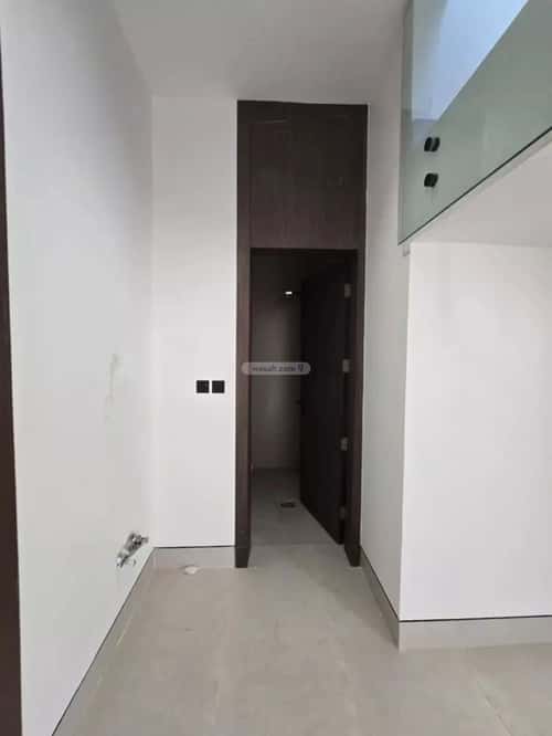 4 bedroom villa in Al Yarmouk 3