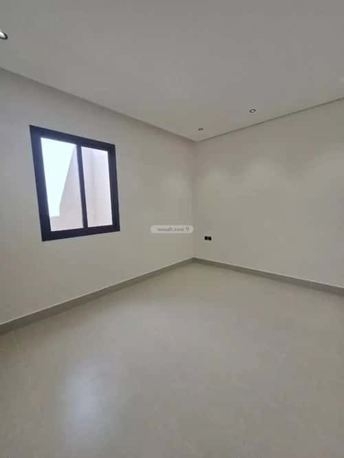 4 bedroom villa in Al Yarmouk 11