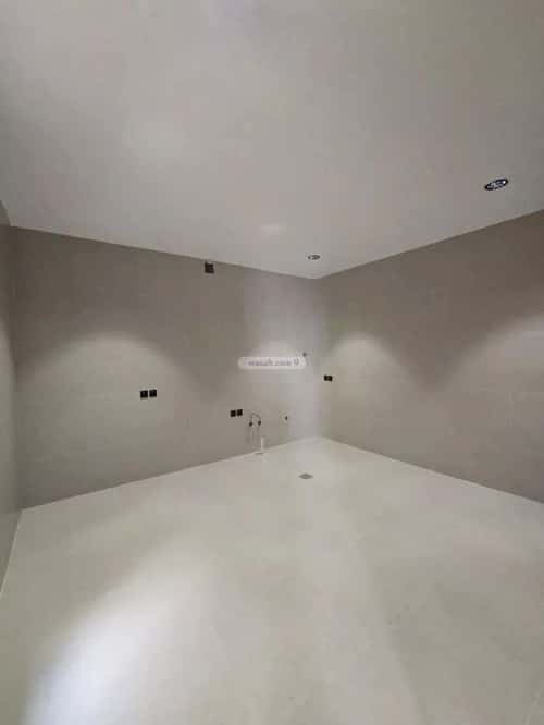 4 bedroom villa in Al Yarmouk 13