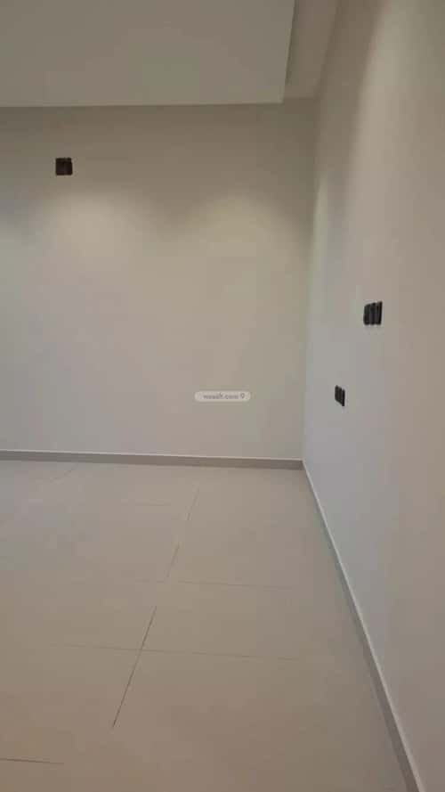 3 bedroom floor in Al Munsiyah 4