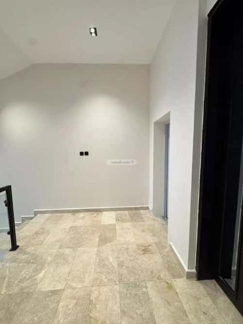 5 bedroom floor in Al Khaleej 4