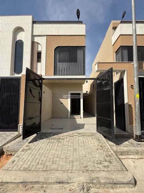 6 bedroom villa in Al Rimal 2