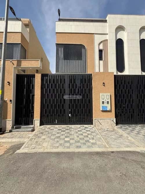 6 bedroom villa in Al Rimal 15