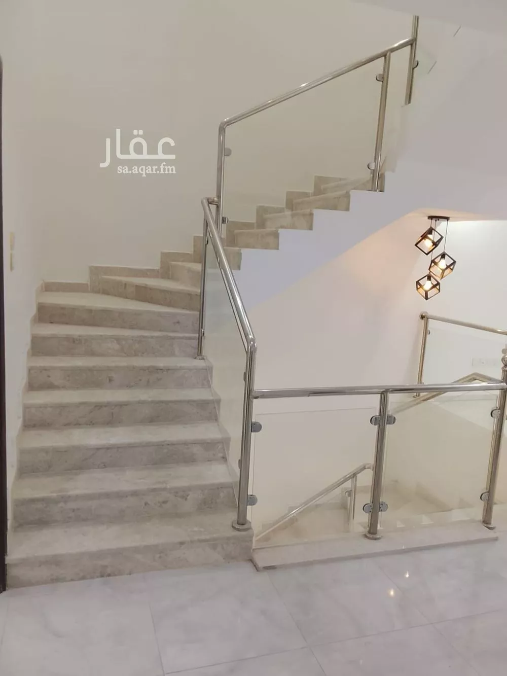 فيلا 7 غرف في ضاحية الملك فهد 12