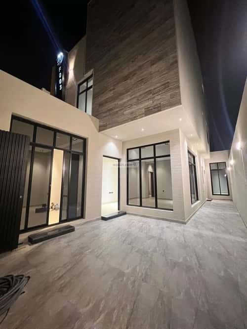 4 bedroom floor in Qurtubah 3