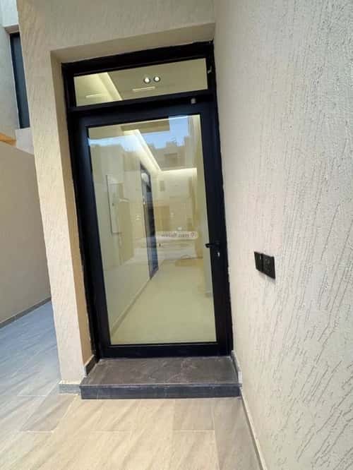 6 bedroom villa in Al Rimal 1