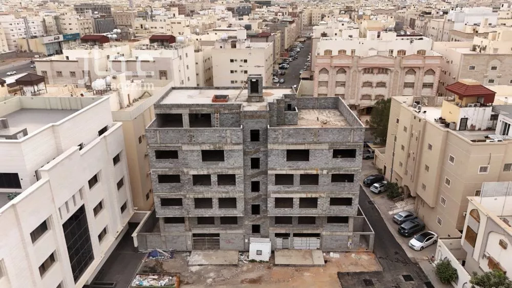 عمارة 684 م² في العريض 3