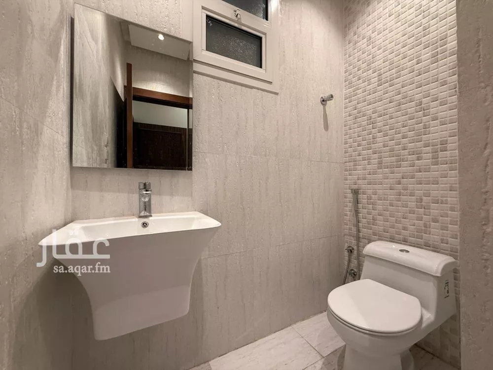 2 bedroom apartment in Al Malaz 18