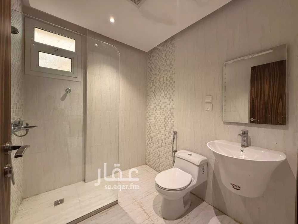 2 bedroom apartment in Al Malaz 24