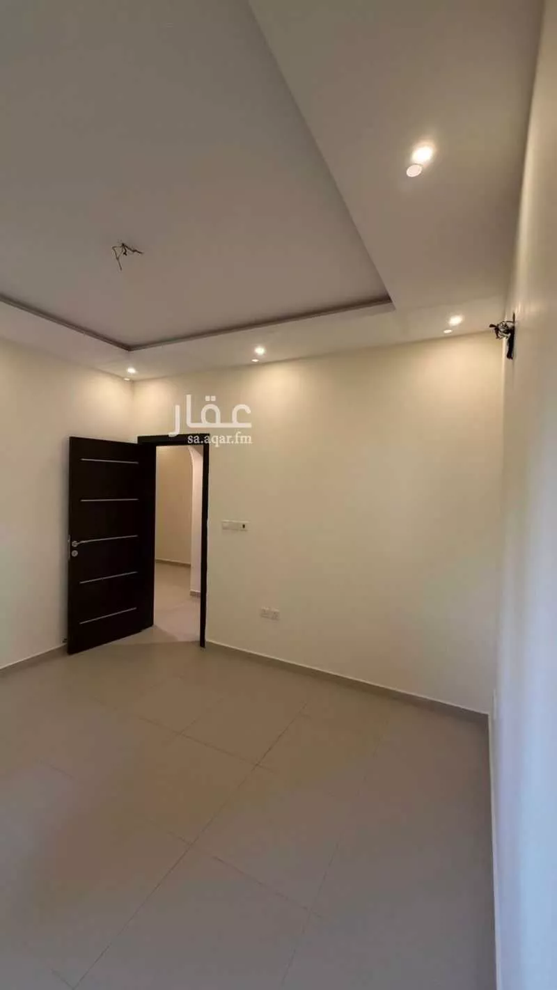 3 bedroom apartment in Al Rawdah 7