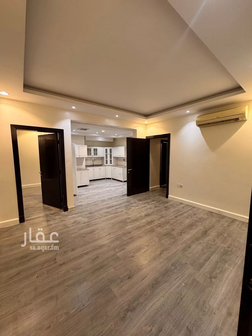 4 bedroom floor in Al Sahafah 3