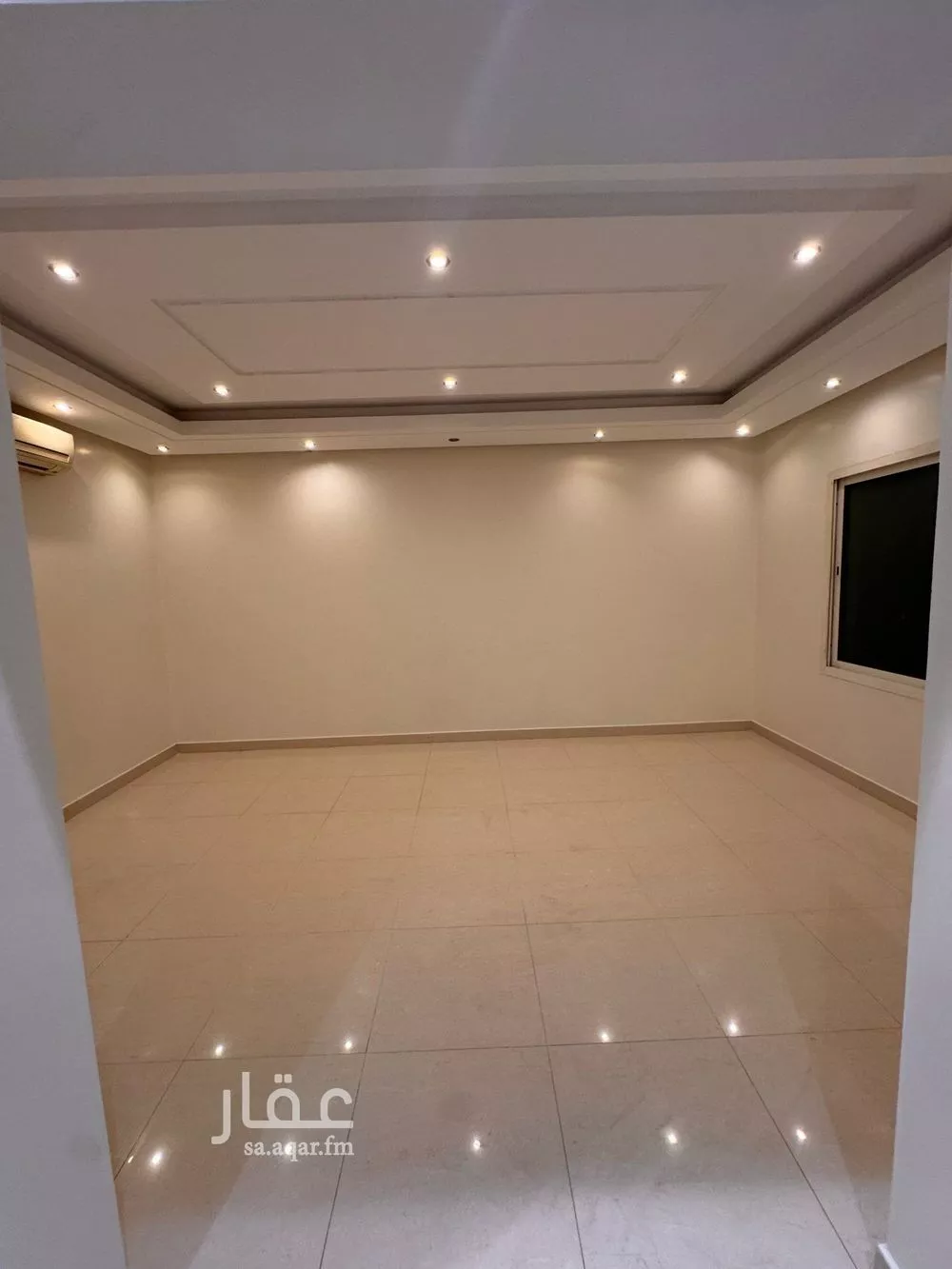 4 bedroom floor in Al Sahafah 5