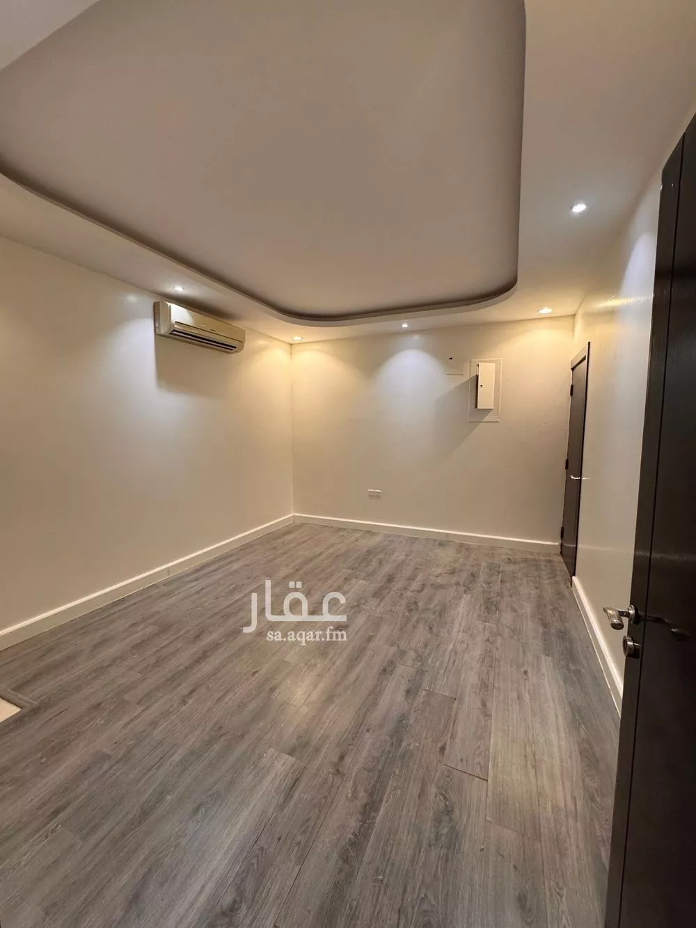 4 bedroom floor in Al Sahafah 7