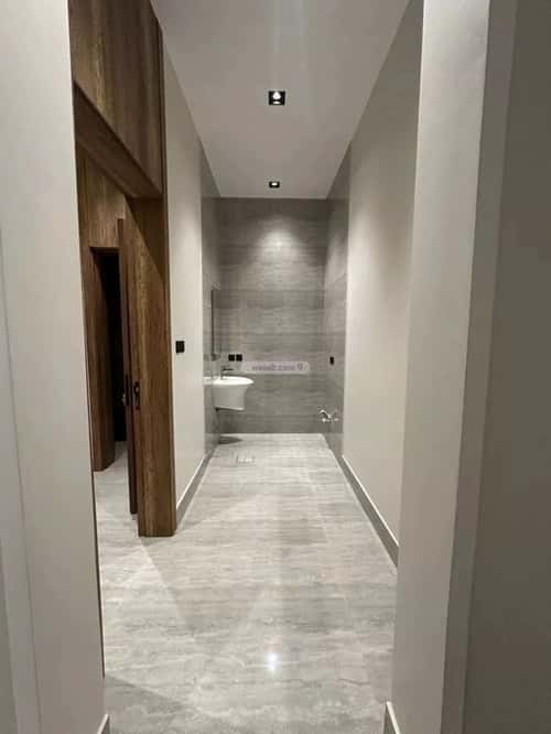 4 bedroom villa in Al Aridh 13
