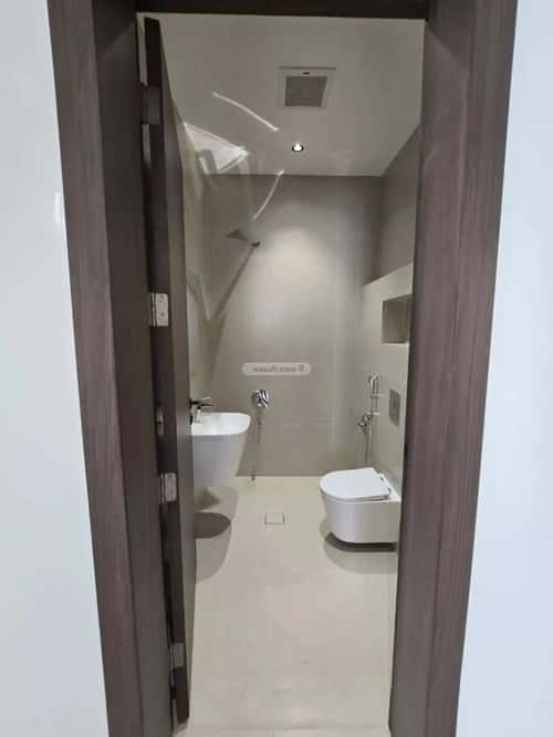 5 bedroom villa in Al Yarmouk 1