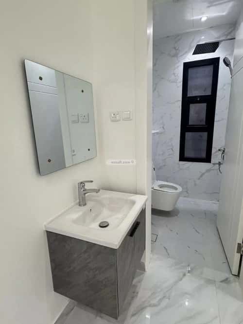 4 bedroom floor in Al Qadisiyah 1