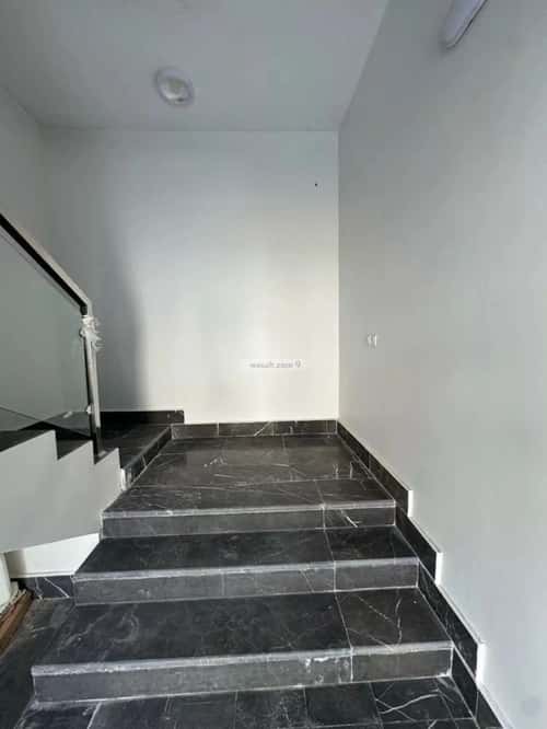 4 bedroom floor in Al Qadisiyah 10