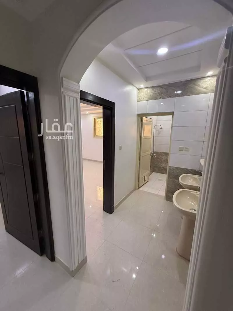 دور 4 غرف في السعادة 17