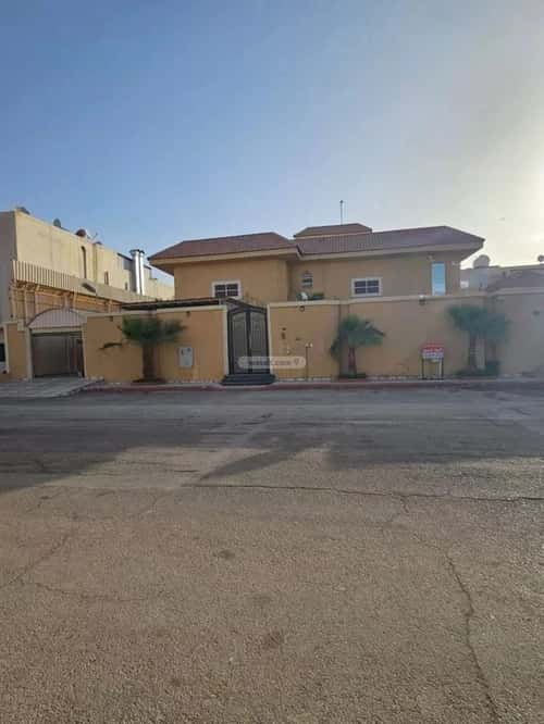 فيلا 6 غرف في الخليج 5