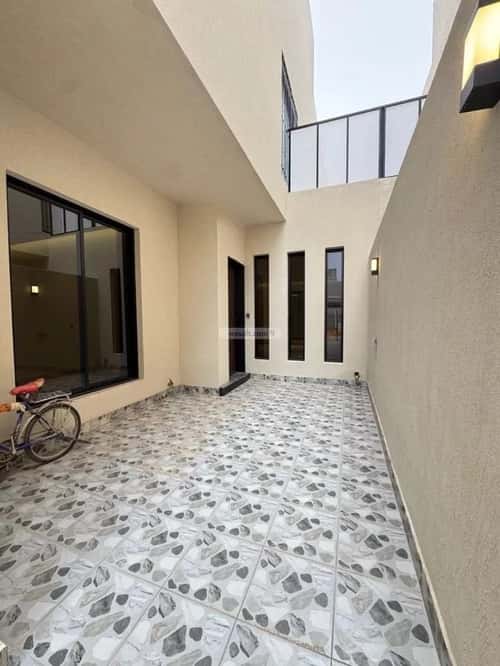 5 bedroom villa in Al Rimal 3