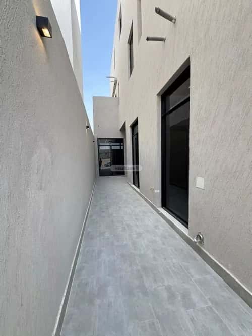 4 bedroom villa in Al Bayan, Riyadh 12