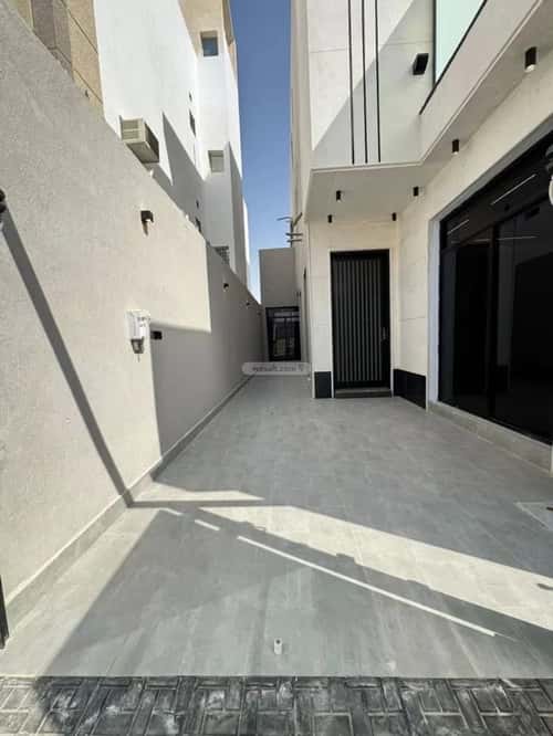 4 bedroom villa in Al Bayan, Riyadh 9
