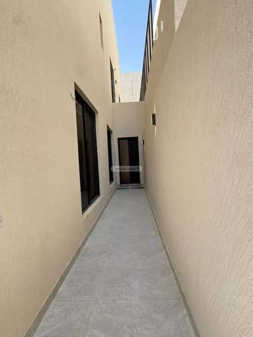 5 bedroom villa in Al Aridh 5
