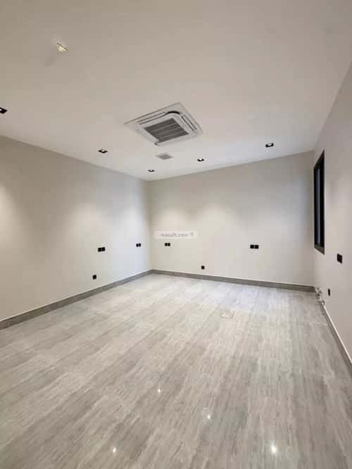 5 bedroom villa in Al Aridh 8