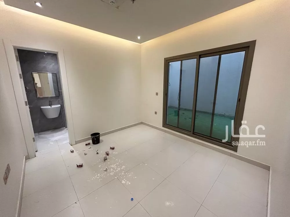 3 bedroom apartment in Al Yasmin 11