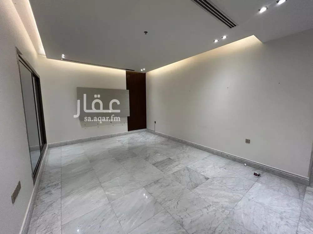 3 bedroom apartment in Al Yasmin 8
