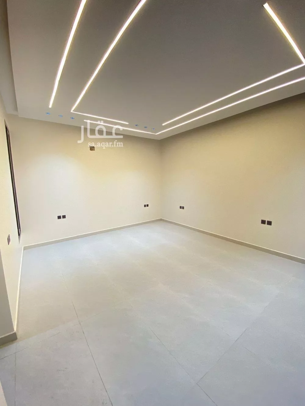 5 bedroom floor in Dirab 12