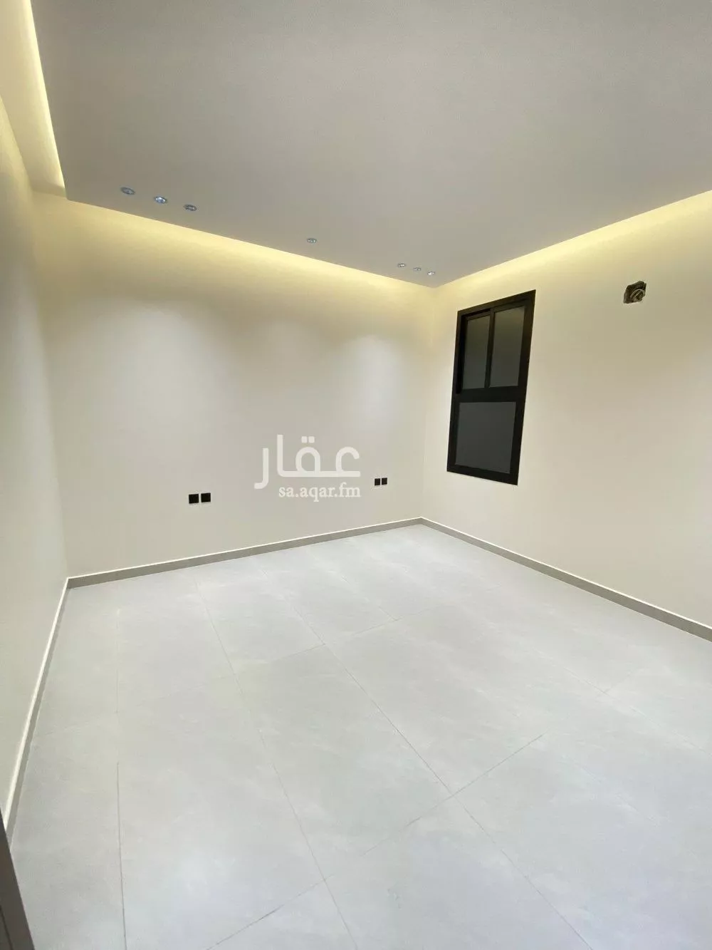 5 bedroom floor in Dirab 15