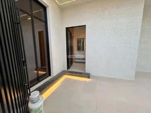 5 bedroom villa in Al Maizilah 4