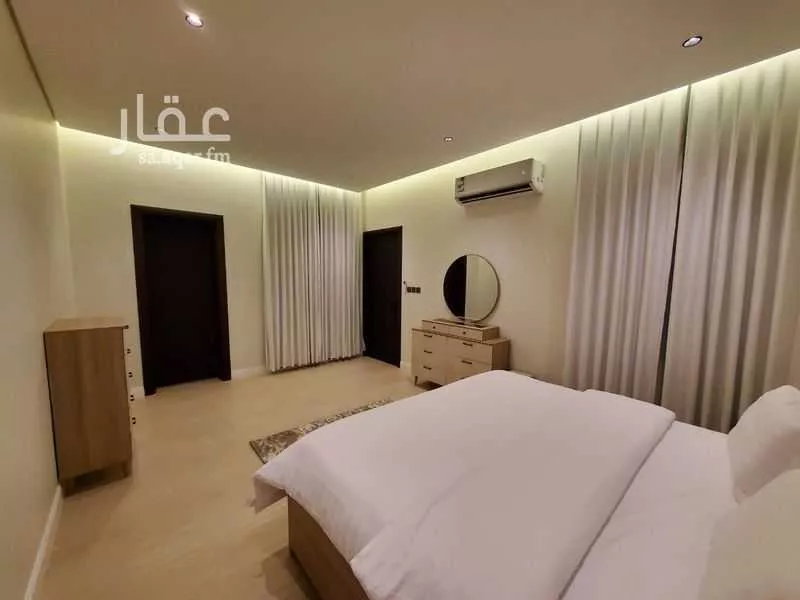 3 bedroom floor in Al Maseef 6