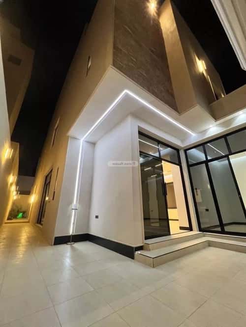 5 bedroom villa in Al Rimal 9