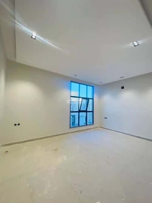 3 bedroom floor in Al Munsiyah 6