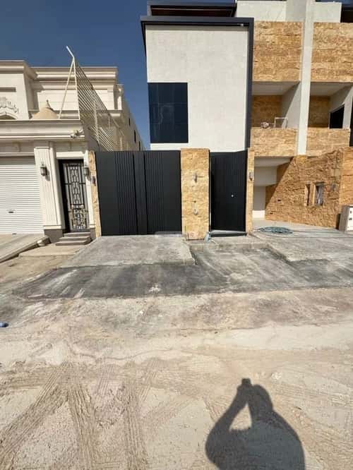5 bedroom floor in Al Munsiyah 6