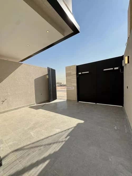 5 bedroom floor in Al Munsiyah 5