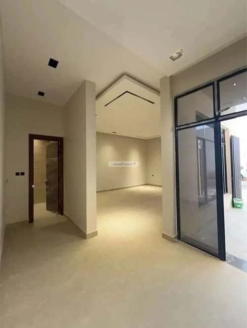 6 bedroom villa in Al Yarmouk 3