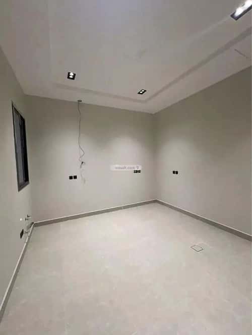 6 bedroom villa in Al Yarmouk 15