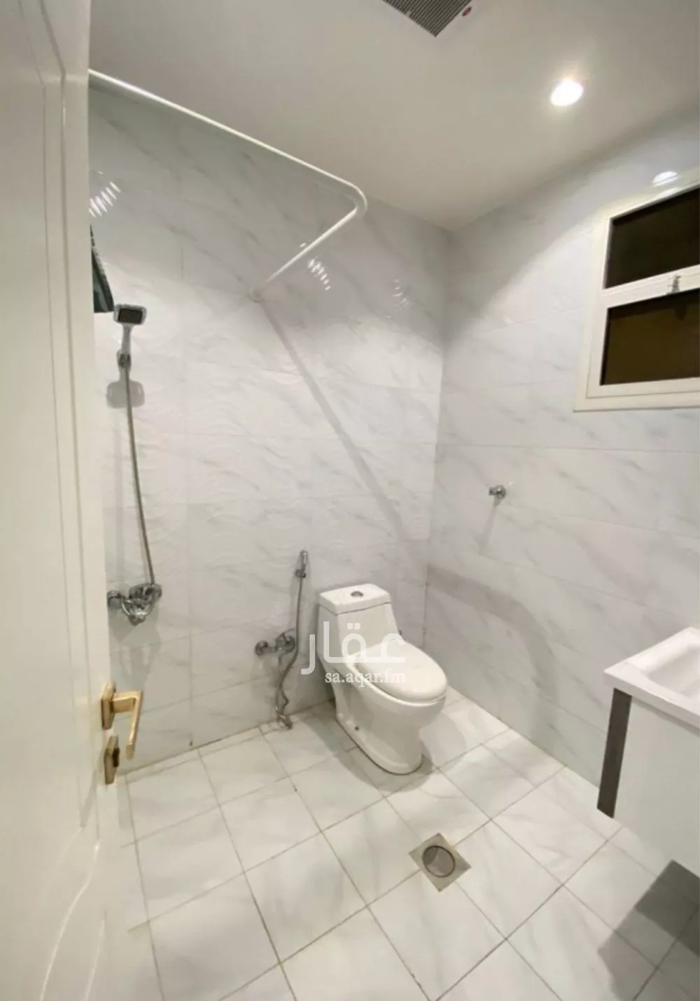 2 bedroom apartment in Al Malqa 4
